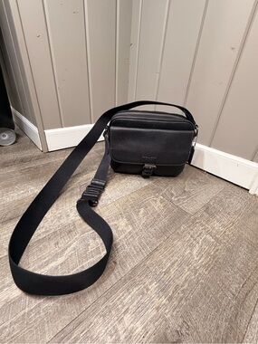 Coach Hudson Black Pebbled Leather Crossbody